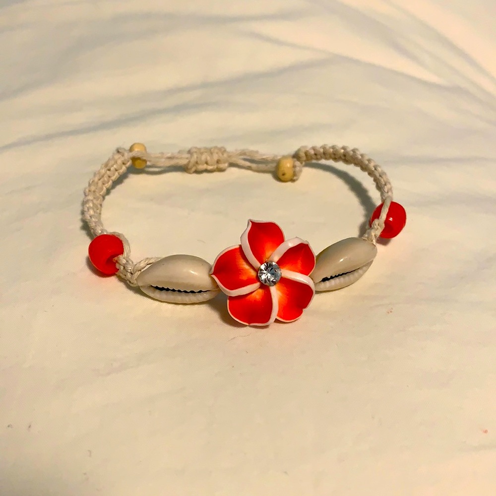 Flower seashell bracelet